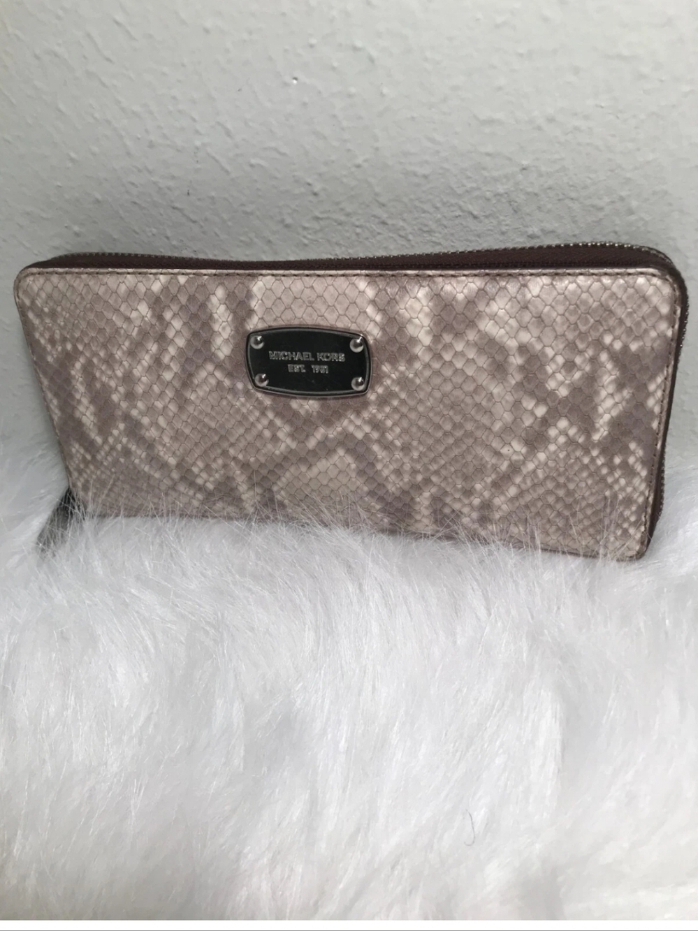 Michael Kors Jet Set Python-Embossed Leather Travel Continental Wallet EUC - Picture 15 of 15